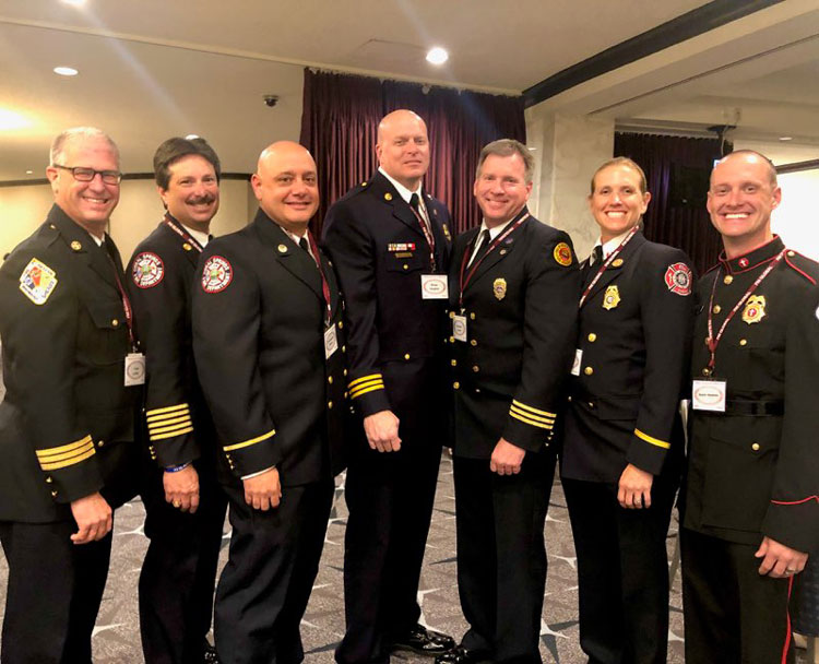 托德莱克和公司