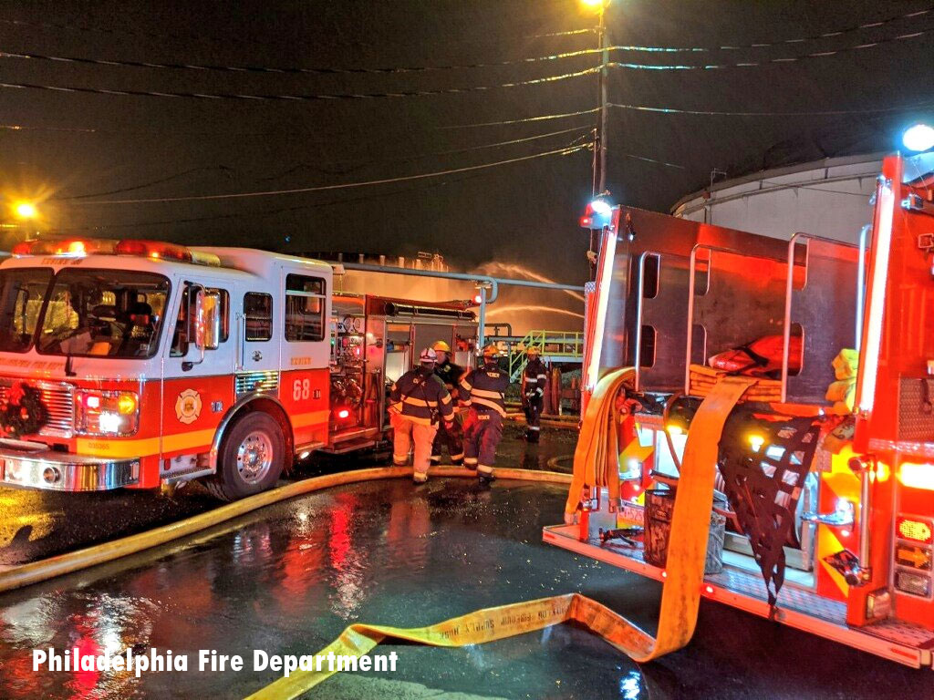 philly-fuel-depot-fire-dec-2019 费城消防局燃油设施火灾