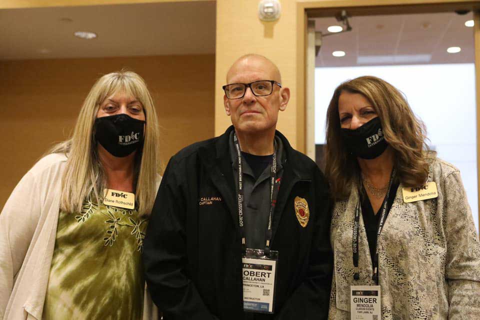 robert-callahan-fdic 罗伯特·卡拉汉,戴安·罗斯柴尔德和金杰·门多丽亚