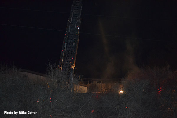 结构消防:事故现场的另188金博网网址多少一个视图。