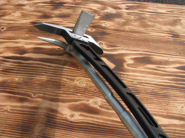 消防员工具：一套铁杆