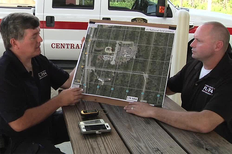 Al Studt和Walt Lewis讨论USNG