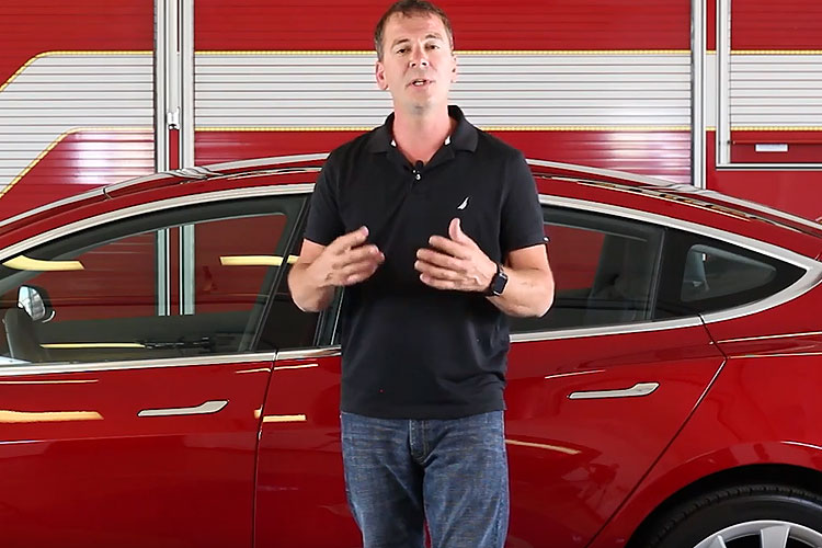 布洛克·阿彻和特斯拉Model 3