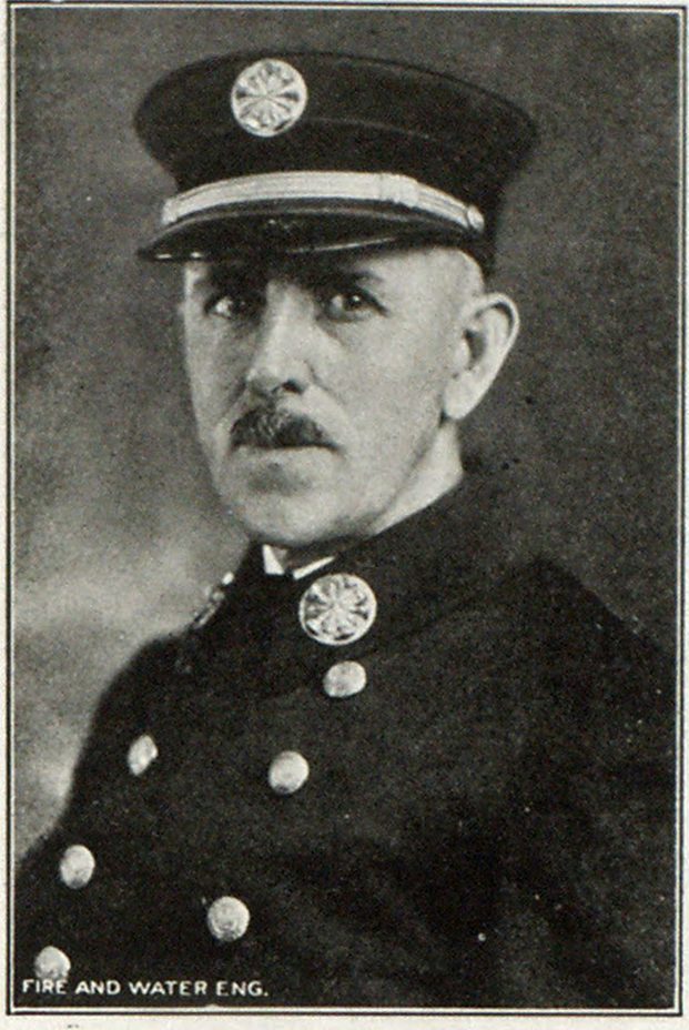 迈克尔·j·弗莱明(Michael J. Fleming)，纽约州奥尔巴尼